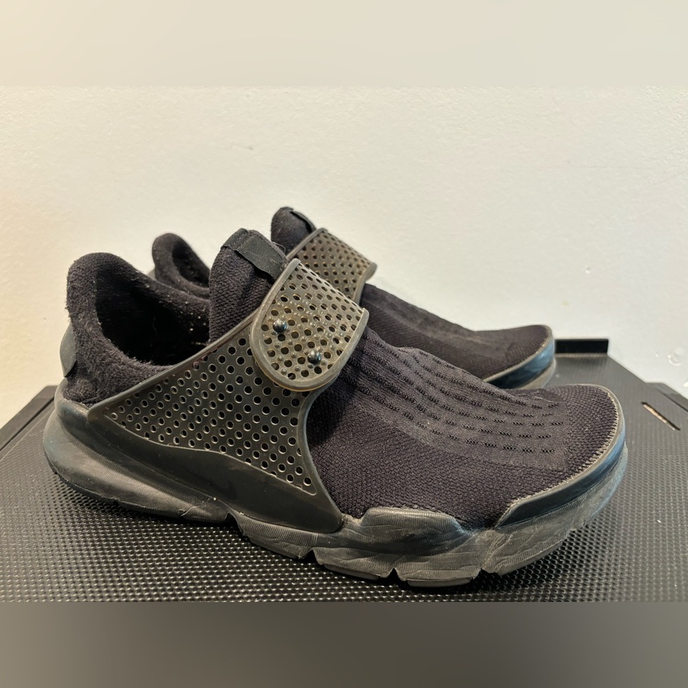 Nike Sock Dart SE Running Shoes Triple Black Sneakers 862412-004 Men's size 8